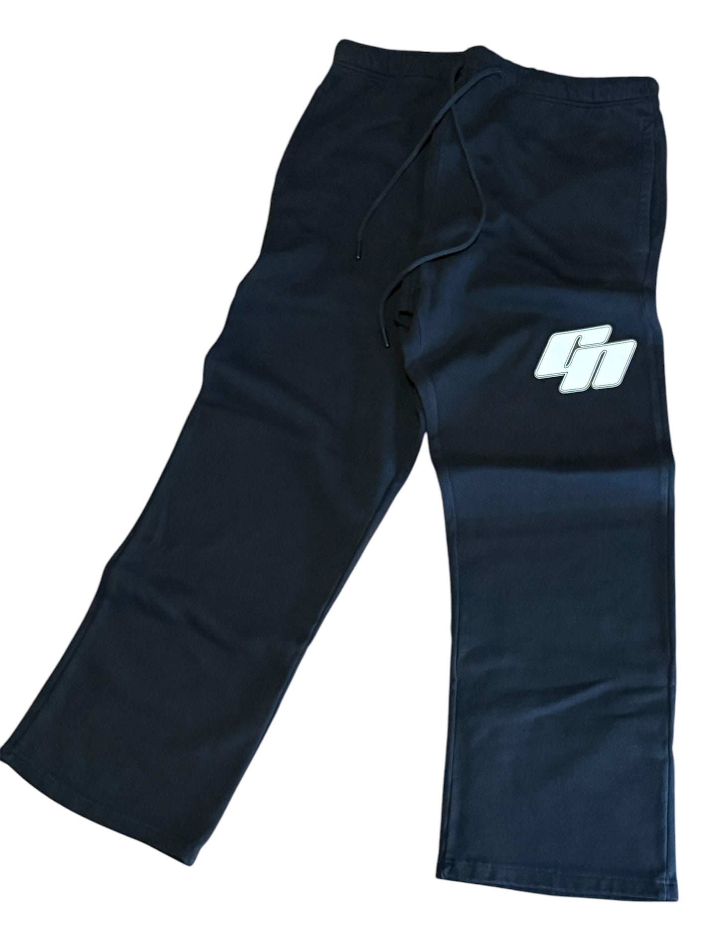 GARMENT DYE STRAIGHT LEG BABBY SWEATPANTS.